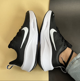 کفش ورزشی زنانه زوم ایکس