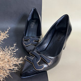 کفش پاشنه بلند زنانه