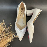 کفش پاشنه بلند زنانه رنگ کرم