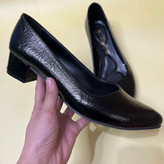 کفش بزرگ پا پاشنه کوتاه زنانه