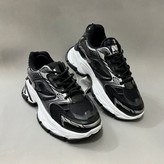 کفش اسپرت زنانه رنگ مشکی