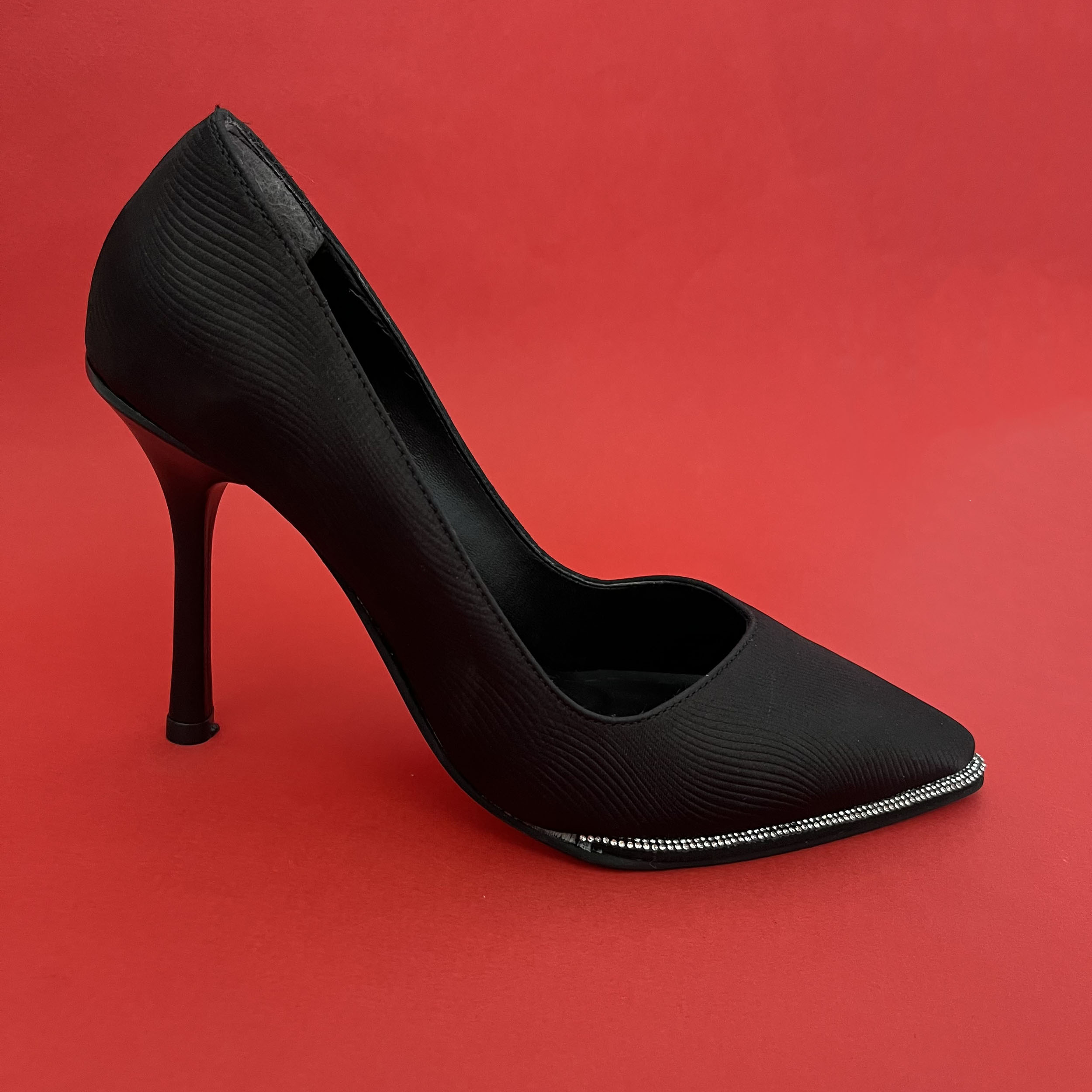 پاشنه ده سانت زنانه