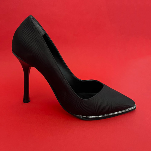 پاشنه ده سانت زنانه