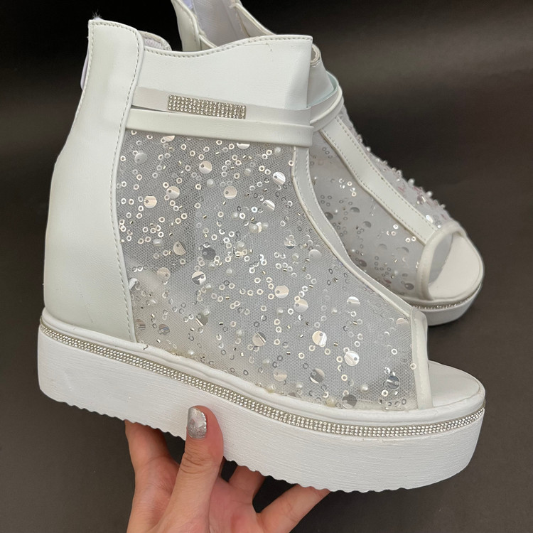 کفش عروس لژ دار