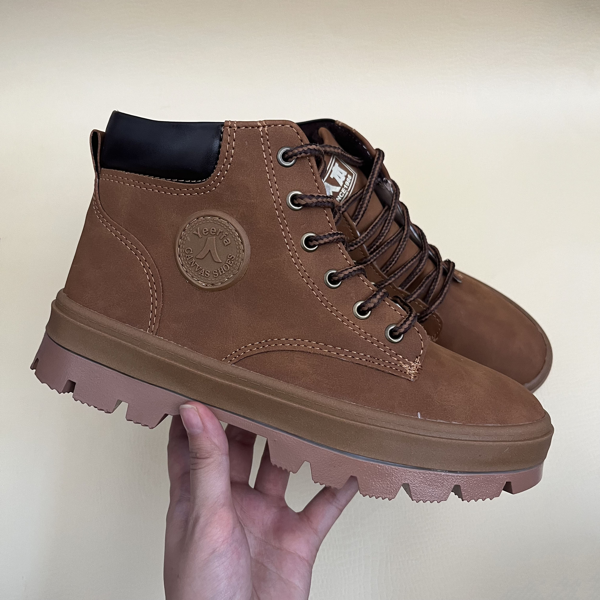 نیم بوت زنانه تیمبرلند