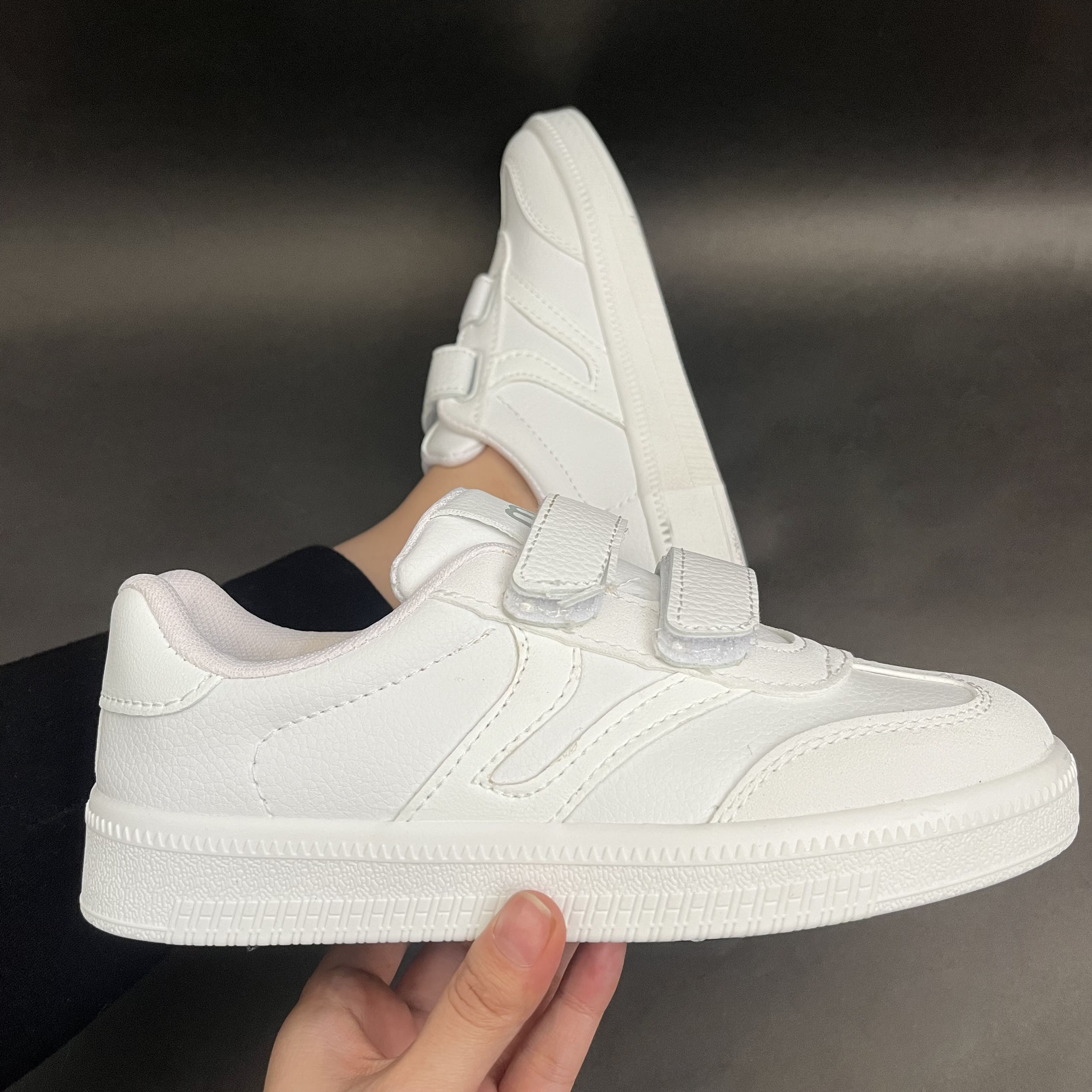 کفش ونس چسبی زنانه